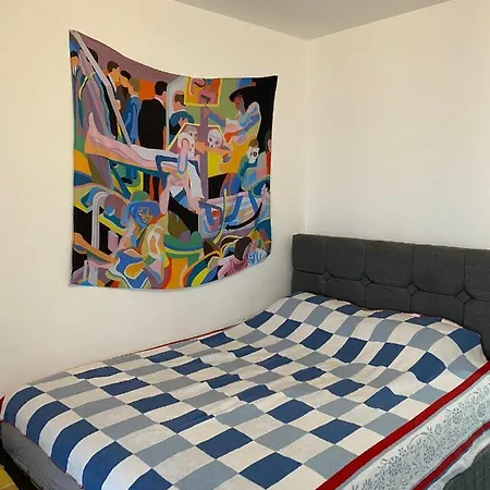 Balkonlu Rezidans Stuedyosu Appartement Istambul